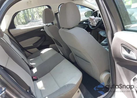 2013 Ford Focus Se z USA, uszkodzony, nr VIN 1FADP3F2XDL344727